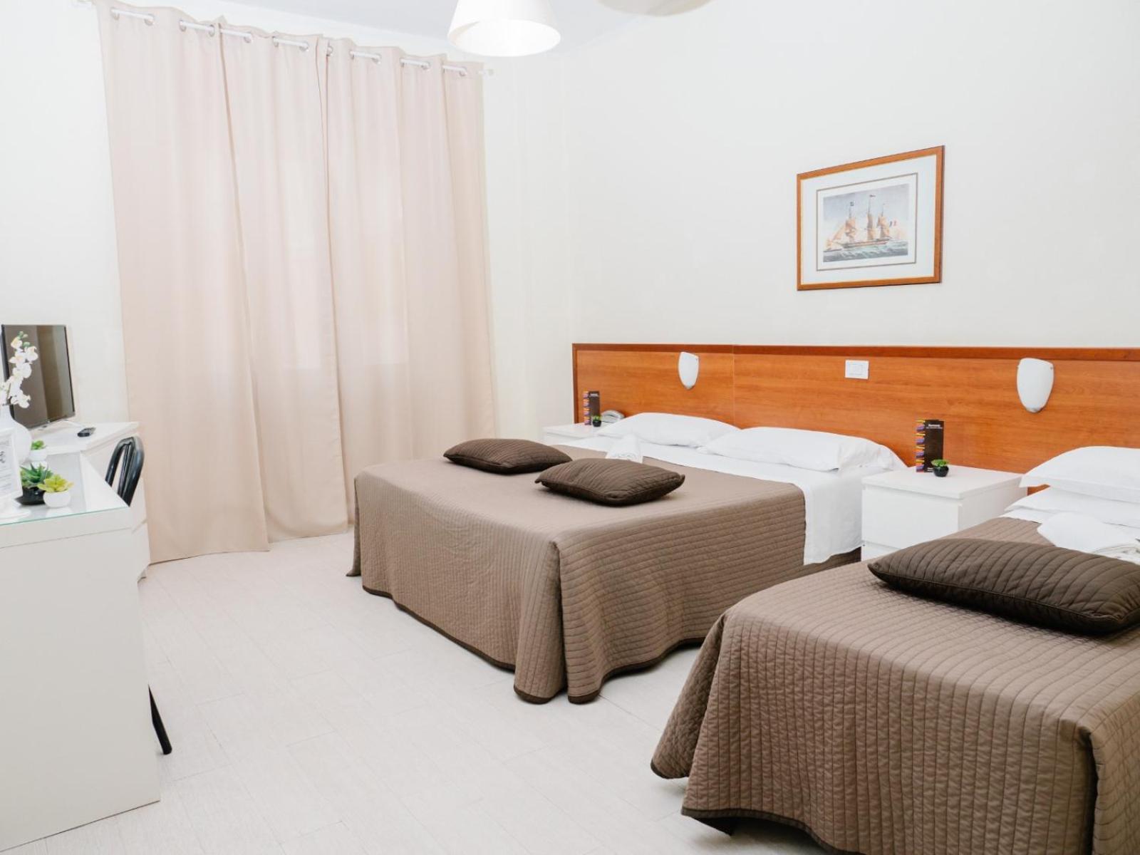 Hotel Antagos Montesilvano Marina Esterno foto