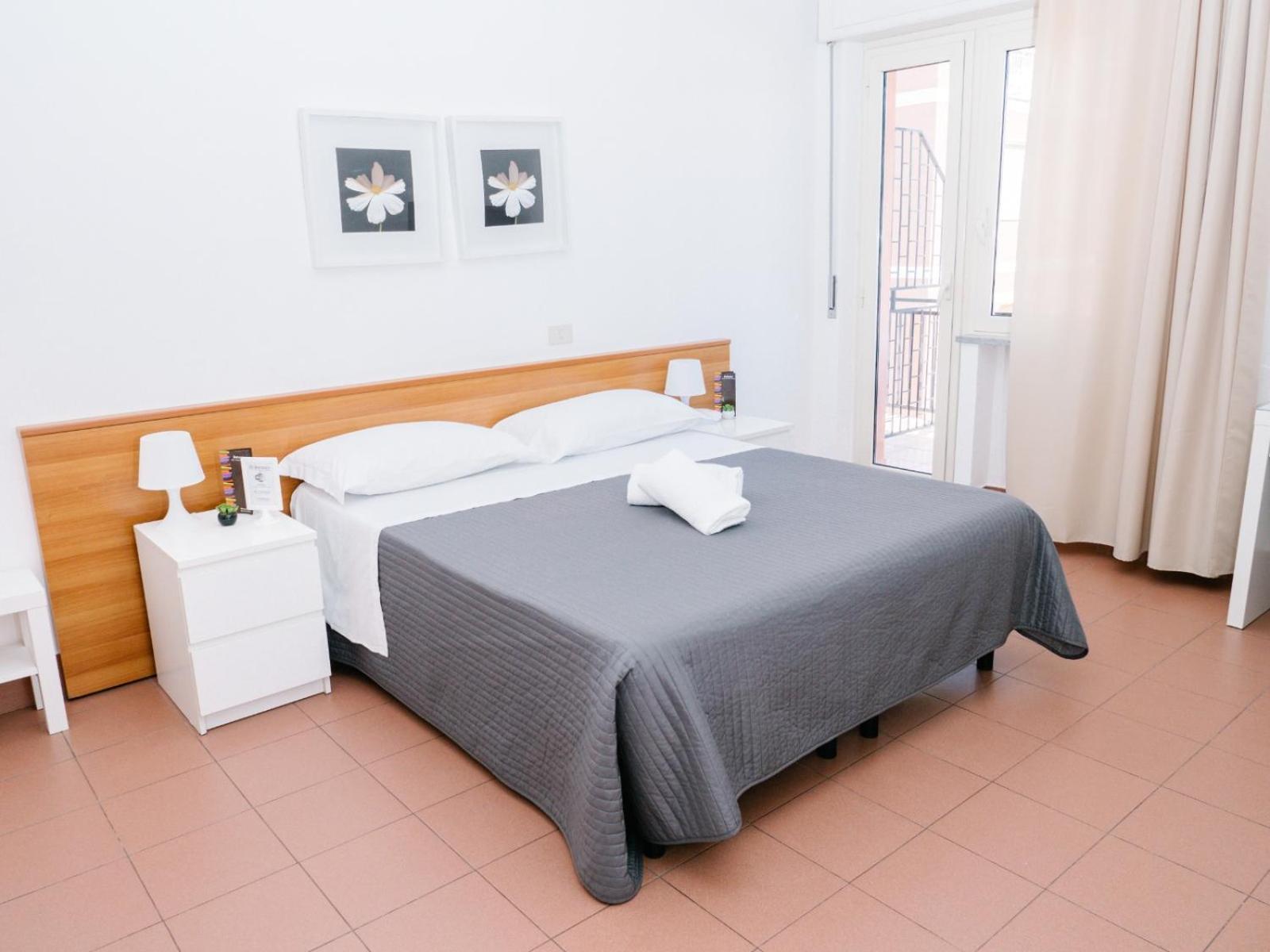 Hotel Antagos Montesilvano Marina Esterno foto