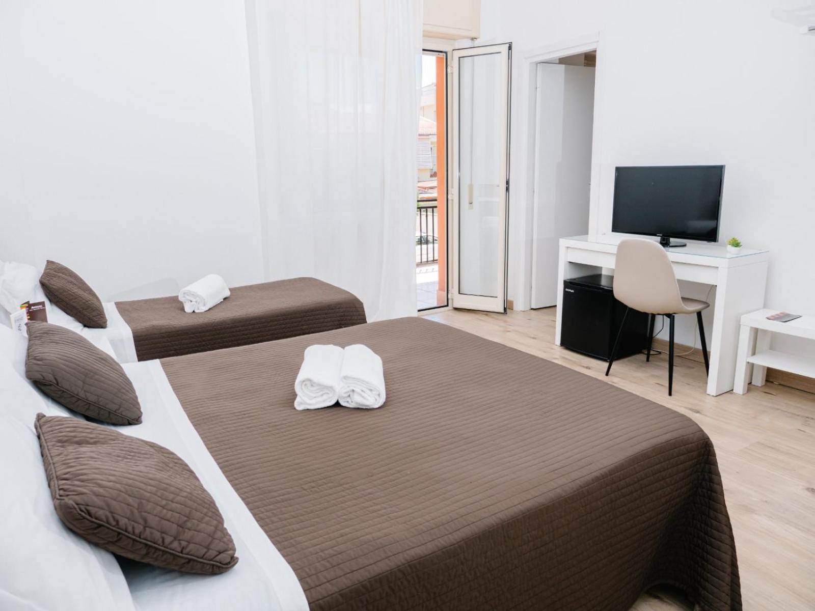 Hotel Antagos Montesilvano Marina Esterno foto