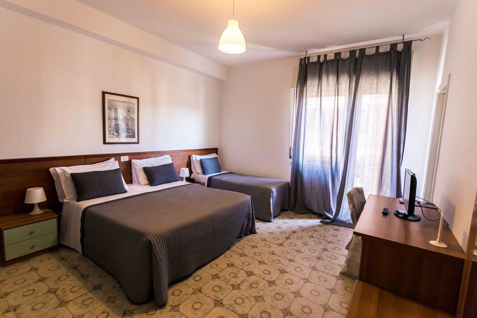 Hotel Antagos Montesilvano Marina Esterno foto